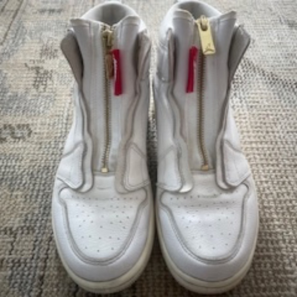 Nike Air Jordan 1 Retro High Zip - Women's 6.5 Very Good Condition